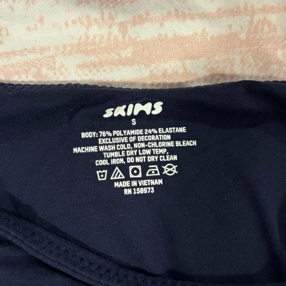Skims bodysuit - Picture 5 of 5